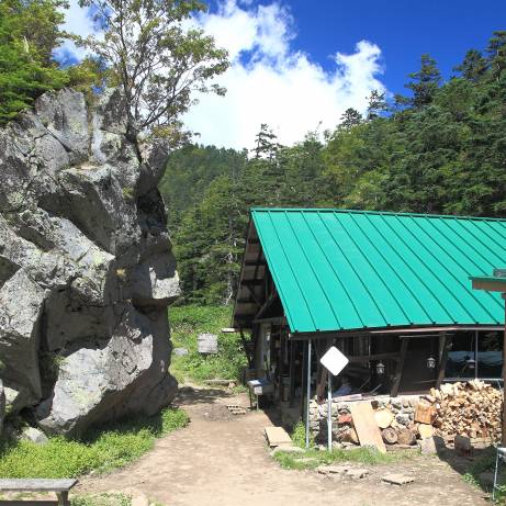 上高地側登山道　6月30日より通行止解除いたします
